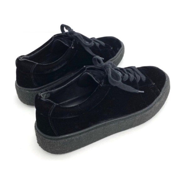 VINCE Neela Velvet Chunky Platform Sneakers in Jet Black Size 8.5 - Picture 7 of 11